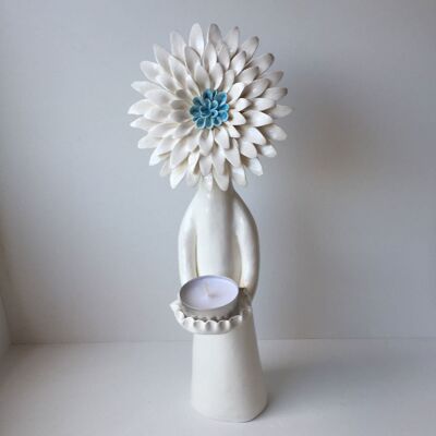 Chrysanthe-mum Candle