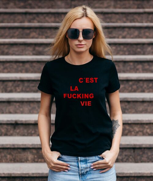 C’est la vie black unisex t-shirt