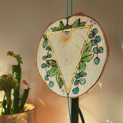 "Connection to nature" sun catcher