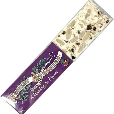 Soft white nougat with fig flavor