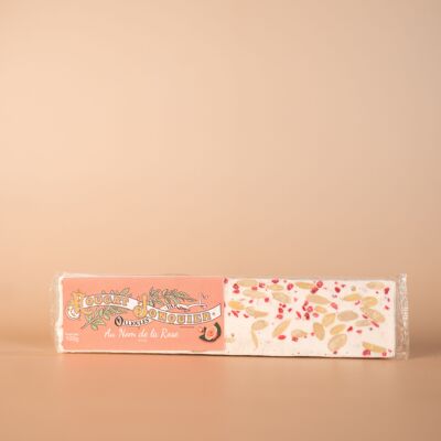 Turrón blando blanco con sabor a rosa