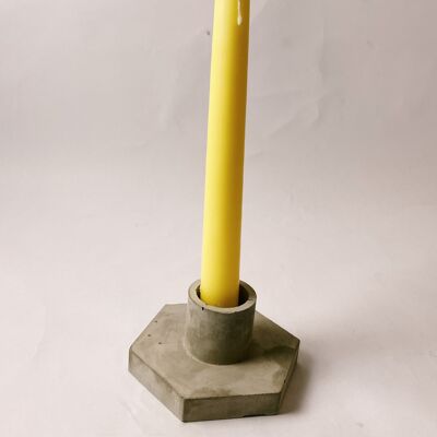 Der Kerzenhalter aus Beton