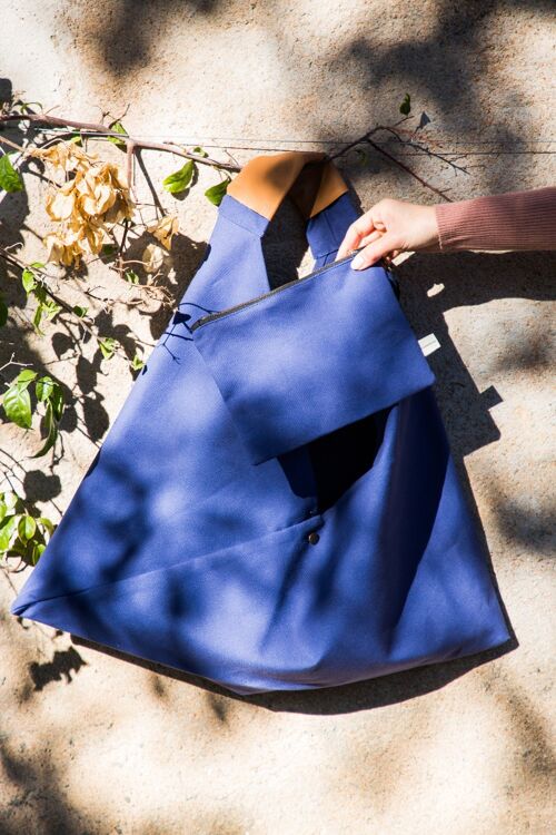Raw organic cotton and leather Bag + Pouch Blue