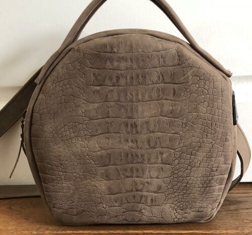 Schouder-, hand en rugtas in taupe maat L