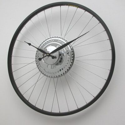 Fahrrad-Kettenrad-Uhr mit schwarzem Rand