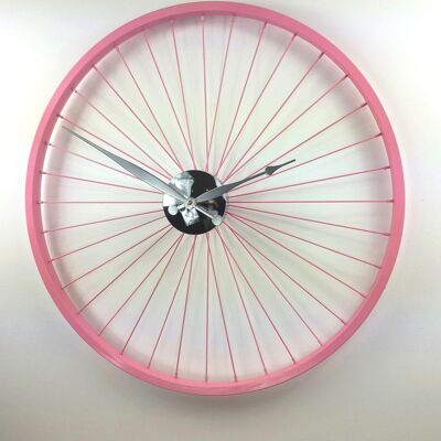 Horloge roue de vélo rose pastel 57cm