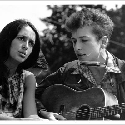 BOB DYLAN POSTER: Photograph With Joan Baez - A4