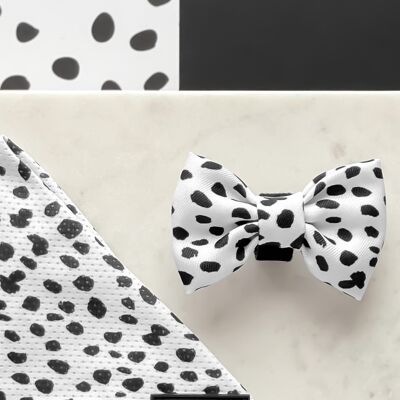 Monochrome Spots Bow Tie