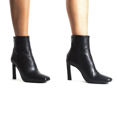 Lavrio Black Leather Booties