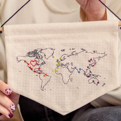 Stitch Your Travels Map Wall Banner Kit de bricolaje