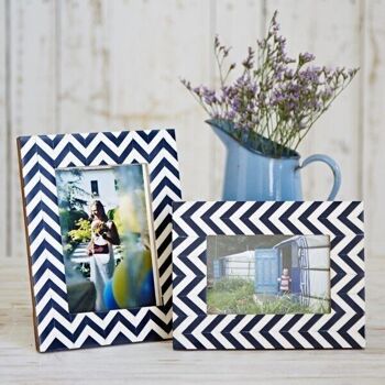 Cadre photo en bois de manguier Chevron bleu (image 6 x 4 pouces) 6