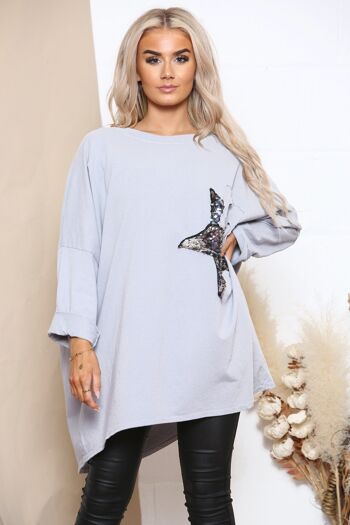 T-shirt beige oversize gris avec logo étoile à sequins 1
