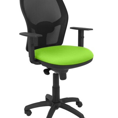 Jorquera Stuhl mit schwarzem Netz und pistaziengrüner Sitzfläche