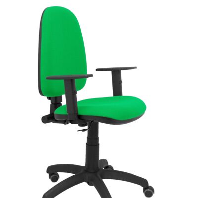 Ayna bali pistaziengrüner Stuhl mit verstellbaren Armlehnen und Parketträdern