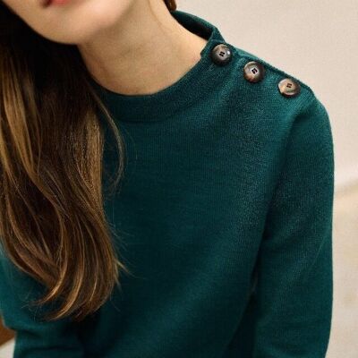 Emerald women's buttoned collar sweater