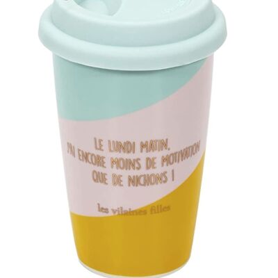 Large take away cup with silicone lid