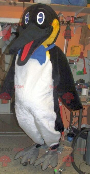 Mascotte de pingouin REDBROKOLY très réaliste, REDBROKO__0282 2