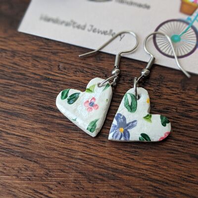 Floral hearts small clay earrings