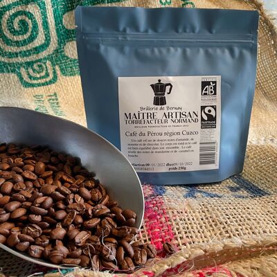 Organic and fair trade Peruvian coffee
Grain