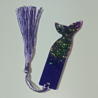 Bookmark from liquid glass