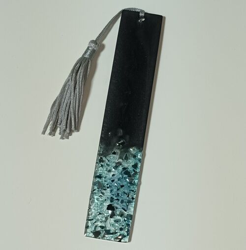 Bookmark from liquid glass