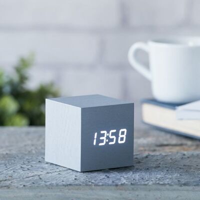 Cube Click Clock Aluminium / White LED