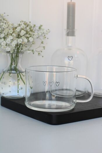 Mug en verre noir 3 coeurs