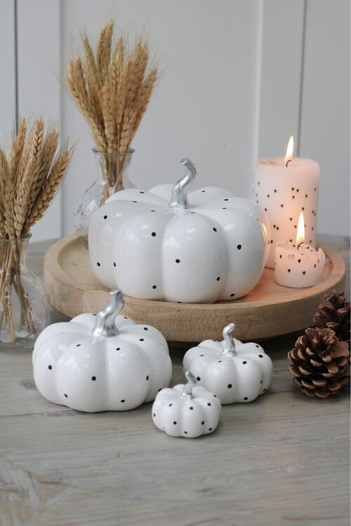 Ceramic Pumpkin White Polka Dot - Tiny