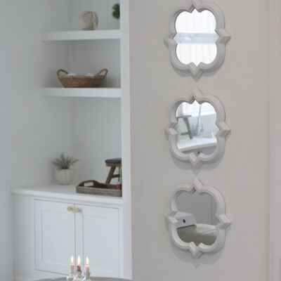 Set of 3 White Quatrefoil Mirrors