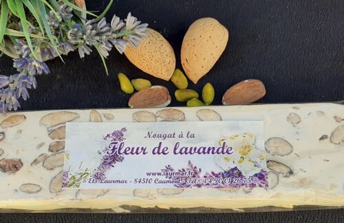 Barre de 200 g de Nougat  blanc tendre de Provence aux Fleurs de Lavande