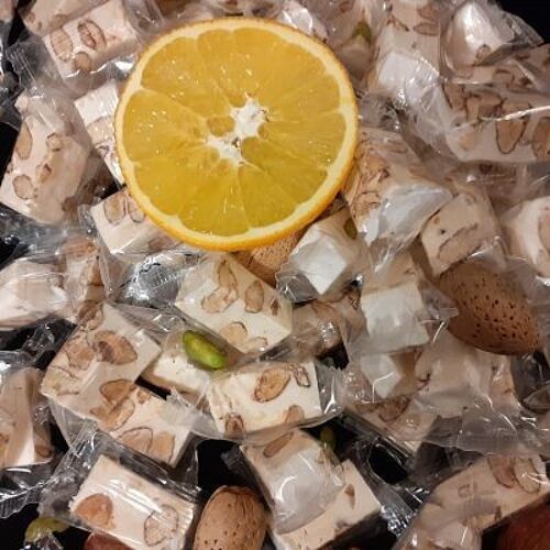 Vrac de Nougat blanc tendre de Provence aux Écorces de citrons confites emballé individuellement