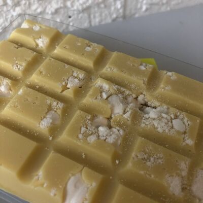 Lemon Meringue flavoured Belgian white chocolate