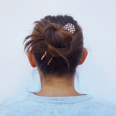 Honey Checker Hair Pin- épingle à cheveux en résine d’acétate à motif damier
