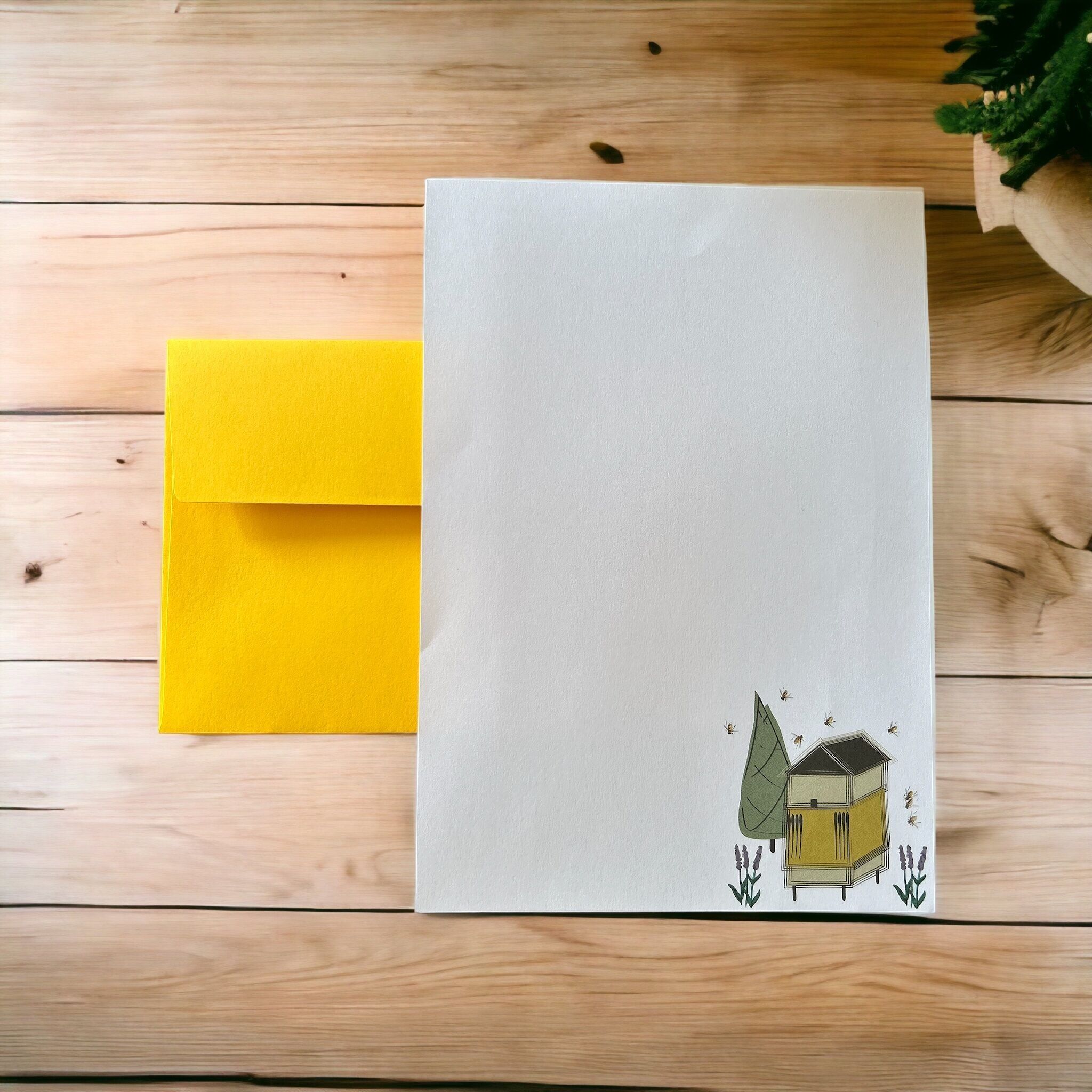 Compendio della carta da lettere sugli alveari di berillo