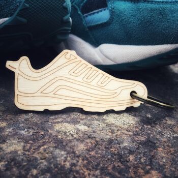 Porte-clés de chaussure de course en bois durable. Cadeau Marathon, porte-clés Trail Running. 1