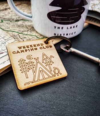 Porte-clés en bois pour camping-car, porte-clés pour caravane, porte-clés Van Life, porte-clés pour camping-car, porte-clés pour tente, cadeaux pour les amoureux de l'aventure. 2