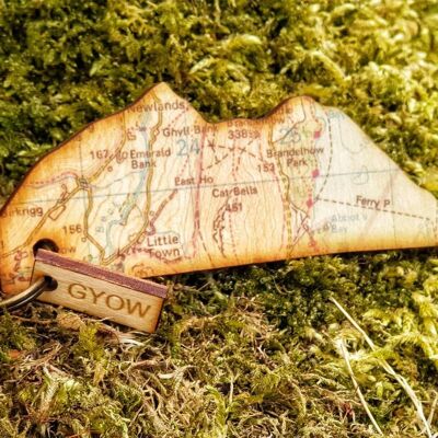 Llavero de montaña Catbells, llavero de Lake District, regalo de mapa de senderismo, llavero de mapa de madera.