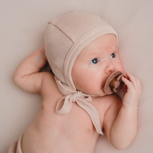 AMBER YARN | BONNET | Cuban Sand | 0-6 M