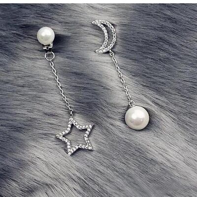 Asymmetric Moon and Star with Pearl Earrings