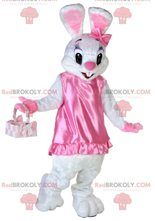 Pink elephant costume with a large trunk / REDBROKO_01567