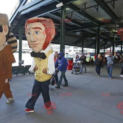 Braunes Rentier REDBROKOLY Maskottchen in Sportbekleidung / REDBROKO_01923