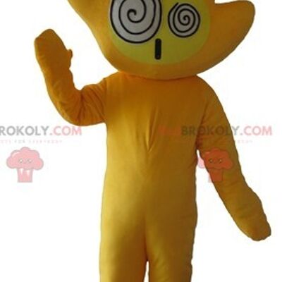 Yellow REDBROKOLY mascot with the head in the shape of a hand / REDBROKO_04361