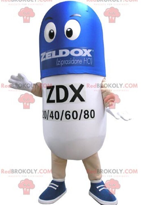 Cardboard brick REDBROKOLY mascot. Laundry REDBROKOLY mascot / REDBROKO_04790