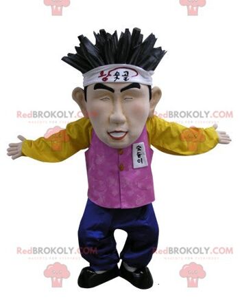 Mascotte japonaise REDBROKOLY souriante aux cheveux marrons / REDBROKO_04828