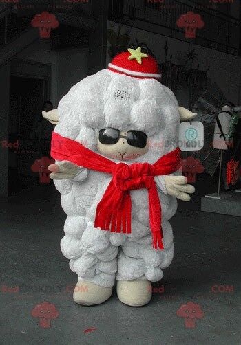Mascotte de mouton blanc REDBROKOLY avec une cape et un casque Viking / REDBROKO_05267