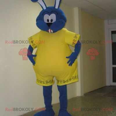 REDBROKOLY mascot tanned sportsman in sportswear / REDBROKO_05644