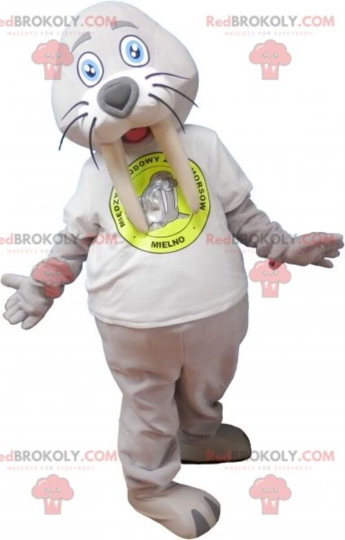 Big brown lion REDBROKOLY mascot in sportswear / REDBROKO_06504