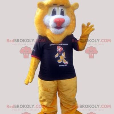Boy REDBROKOLY mascot dressed in a vest and shorts / REDBROKO_06659