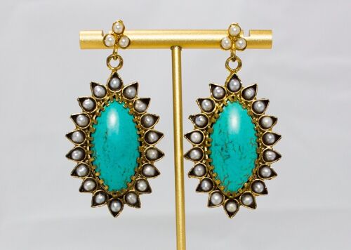 Turquoise & pearl shield