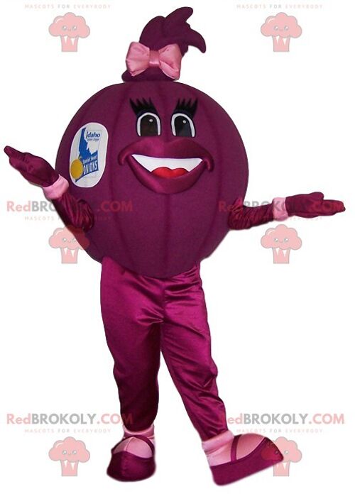 REDBROKOLY mascot piece of meat with a cowboy hat / REDBROKO_012341